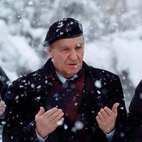 Bizi yok etmeye çalışıyorlar ama bilsinler ki Müslümanlar yok olmayacaklardır.