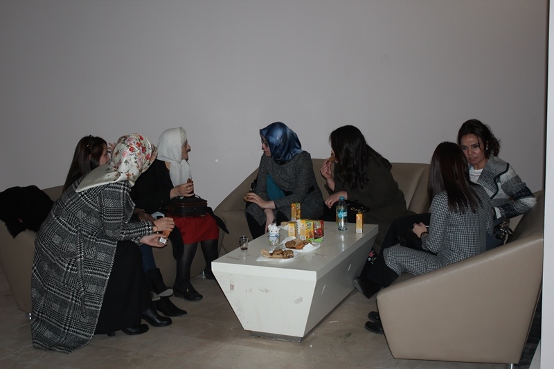 Tarihçi-Yazar İbrahim Akkurt, 24 Şubat Cuma akşamı Ali Emiri Kültür Merkezinde tarih severlerle bir araya geldi.